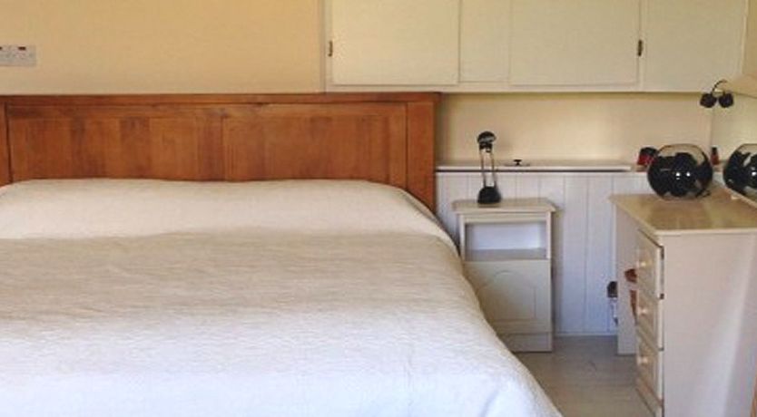 Photo of Ballinderreen Apartment