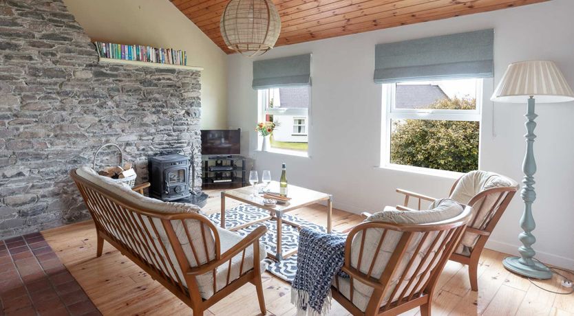 Photo of Ventry Beach Cottage - PEAK 2021 DATES AVAIL