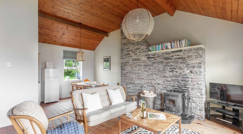 Photo of Ventry Beach Cottage - PEAK 2021 DATES AVAIL