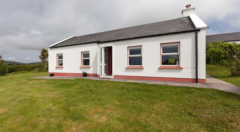 Photo of Ventry Beach Cottage - PEAK 2021 DATES AVAIL