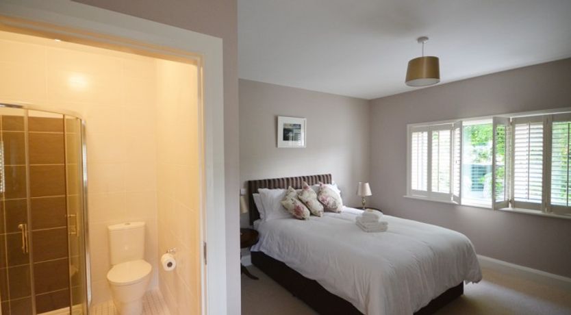 Photo of Park Lane - Modern Luxury Home