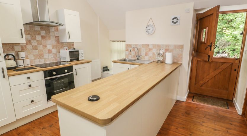 Photo of Hendoll Cottage 2