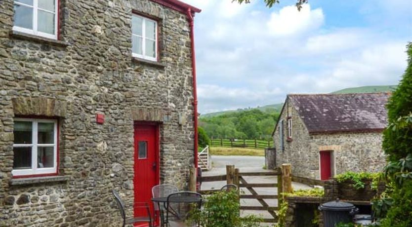 Photo of Crud-y-Barcud