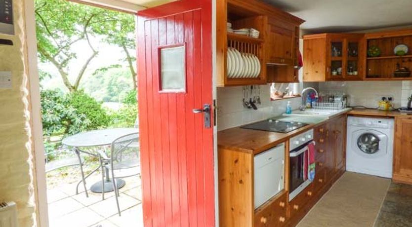 Photo of Crud-y-Barcud