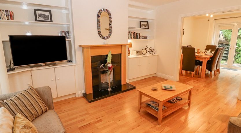 Photo of No. 4 Lansdowne Village