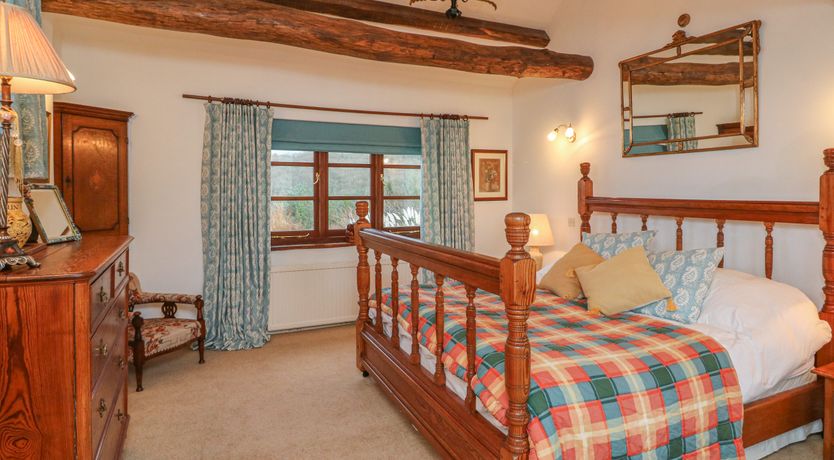 Photo of Tom's House