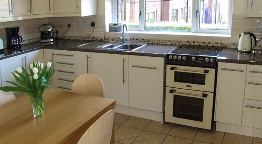 Photo of Harris House