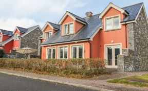 Photo of Ring of Kerry Golf Club Cottage