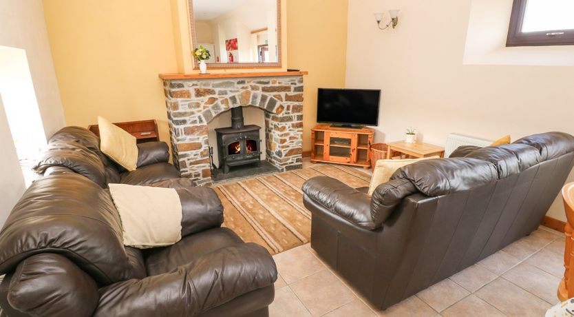 Photo of Hill Top Farm Cottage