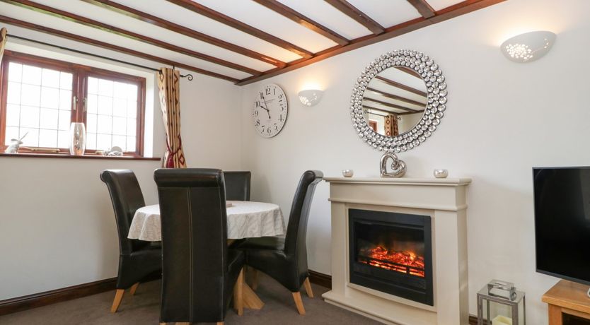 Photo of Burford Cottage