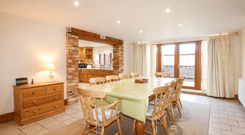 Photo of Hadleigh Farm Barn