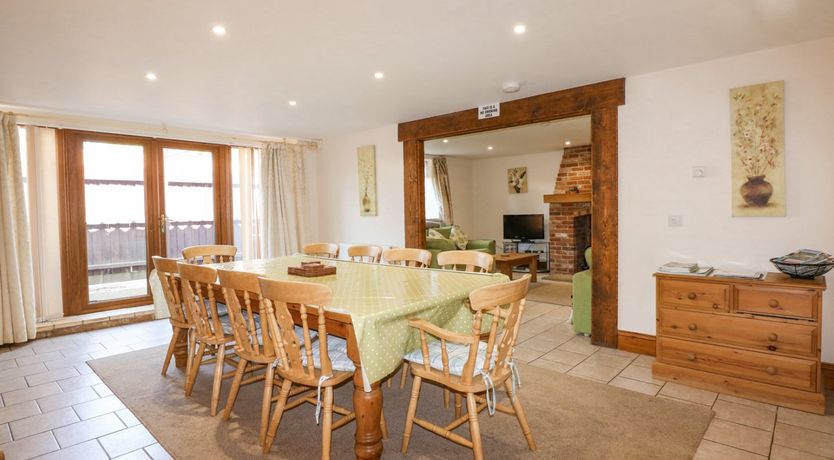 Photo of Hadleigh Farm Barn