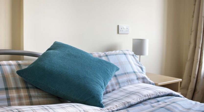 Photo of Luxury 1 Bed (Sleeps 4), Available Now