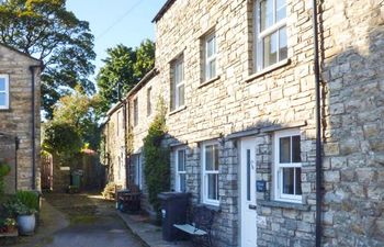 Hillside View Holiday Cottage