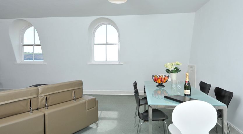 Photo of No 7 1 Elliot Terrace