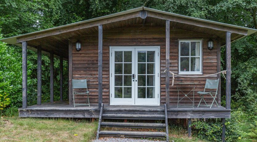 Photo of Lakeside Cabin