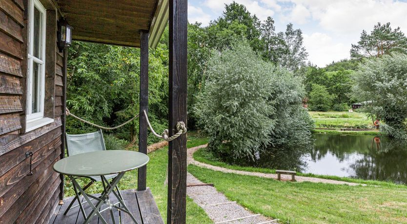 Photo of Lakeside Cabin