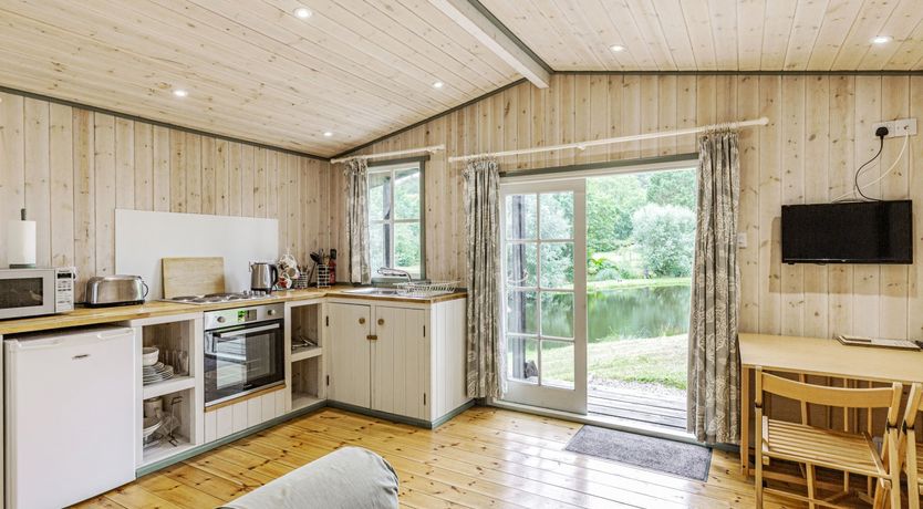 Photo of Lakeside Cabin