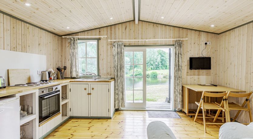 Photo of Lakeside Cabin