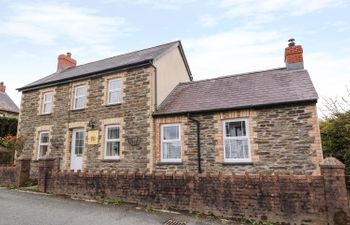 Cozy Cwtch Cottage Holiday Cottage