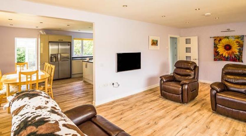 Photo of Tigh Na Sith