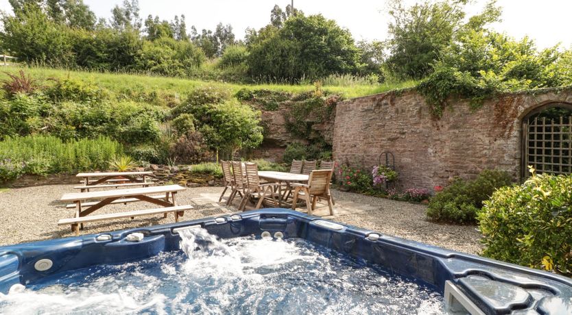 Photo of Wheelbarrow Castle