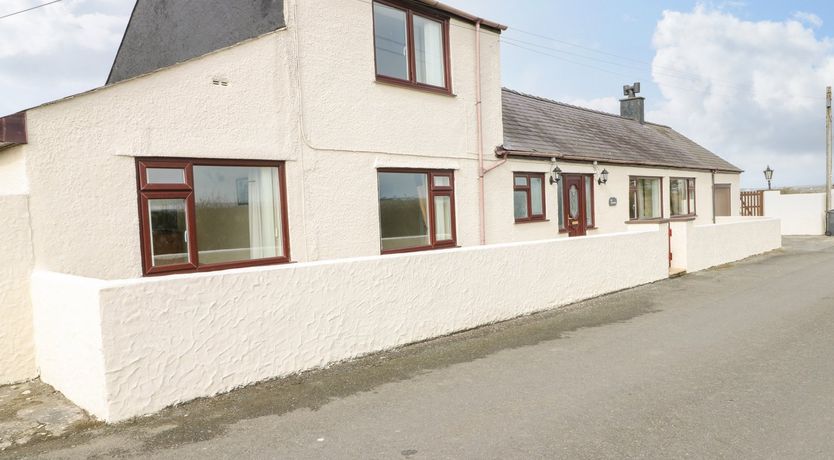 Photo of Llys Llywenan