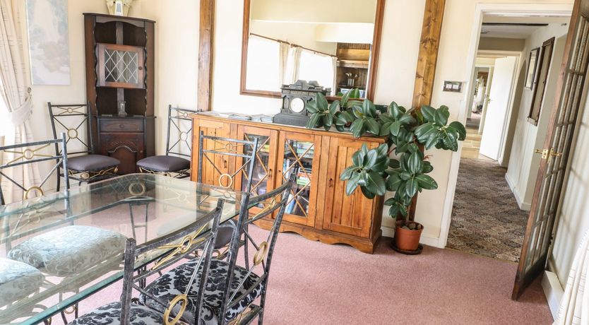 Photo of Llys Llywenan