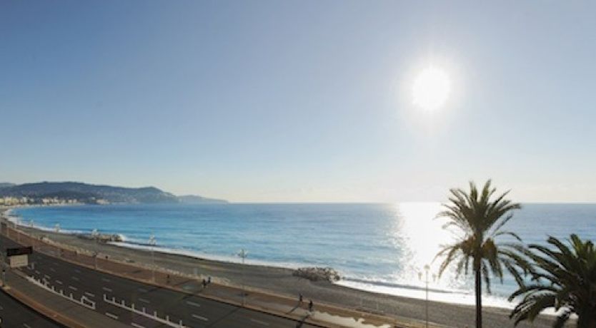 Photo of Azur View - Beautiful & Overlooking the beach