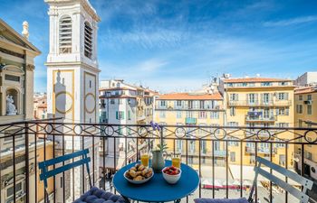 Belle Nuage - Overlooking Place Rosetti Apartment
