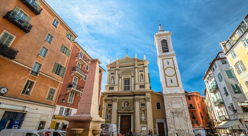 Photo of Belle Nuage - Overlooking Place Rosetti