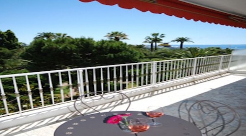 Photo of Coco - Slick modern port-side pad