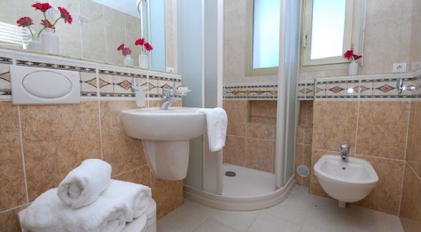 Photo of Coco - Slick modern port-side pad