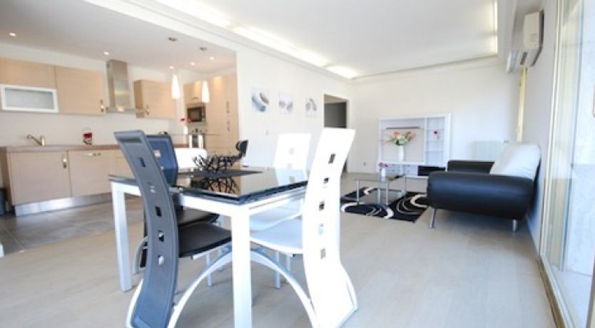 Photo of Coco - Slick modern port-side pad