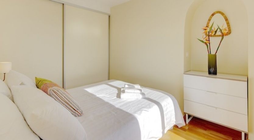 Photo of Yasmin - charm mixed with chic in Massena