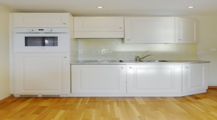 Photo of Yasmin - charm mixed with chic in Massena