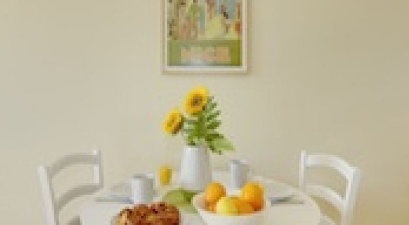 Photo of Yasmin - charm mixed with chic in Massena