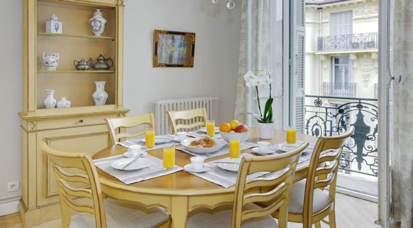 Photo of L'Authentique - Elegant & Spacious!