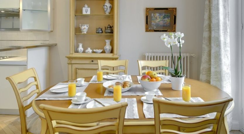 Photo of L'Authentique - Elegant & Spacious!