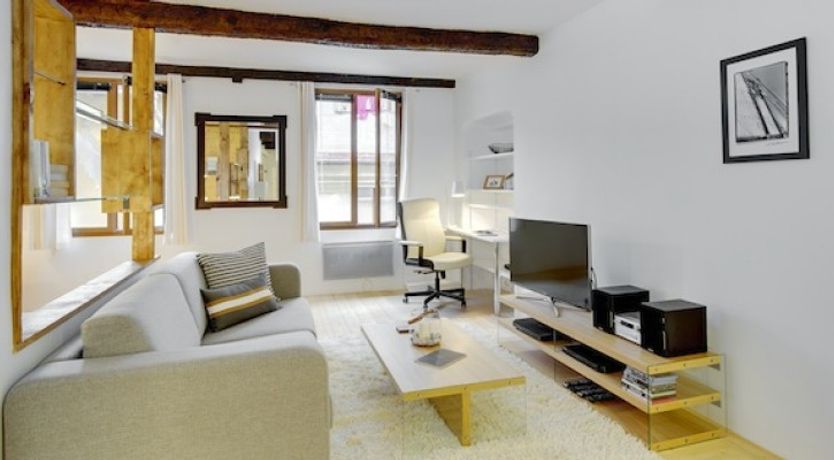 Photo of La Caravelle - Stones throw from the beach!