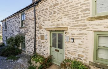 Castle Hill Cottage Holiday Cottage