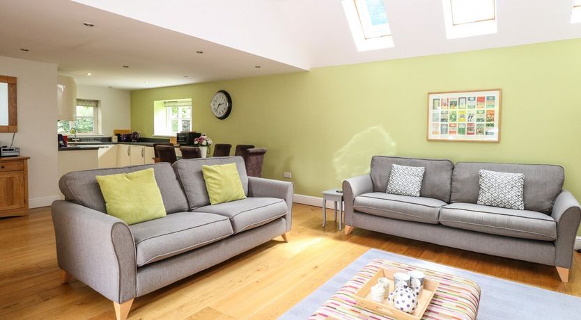 Photo of Oak Tree Lodge