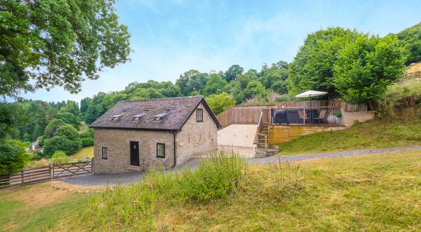 Photo of Bishop's Castle Barn