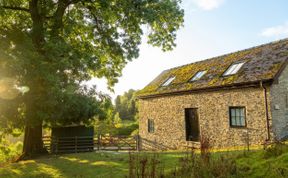 Photo of Bishop's Castle Barn