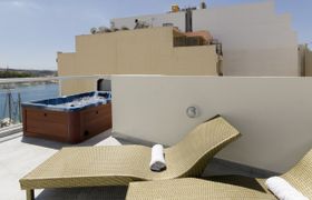Photo of sundrenched-3-bedroom-penthouse