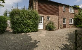 Photo of Wheelbarrow Cottage