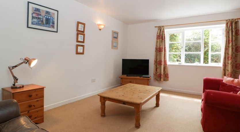 Photo of Wheelbarrow Cottage