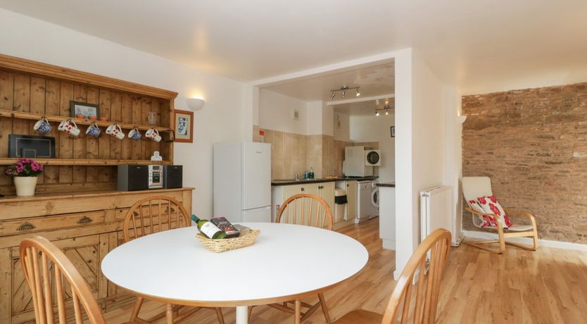 Photo of Wheelbarrow Cottage