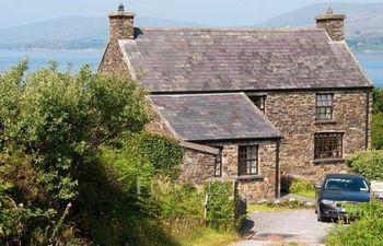 Sea View Dunmanus Bay Holiday Cottage