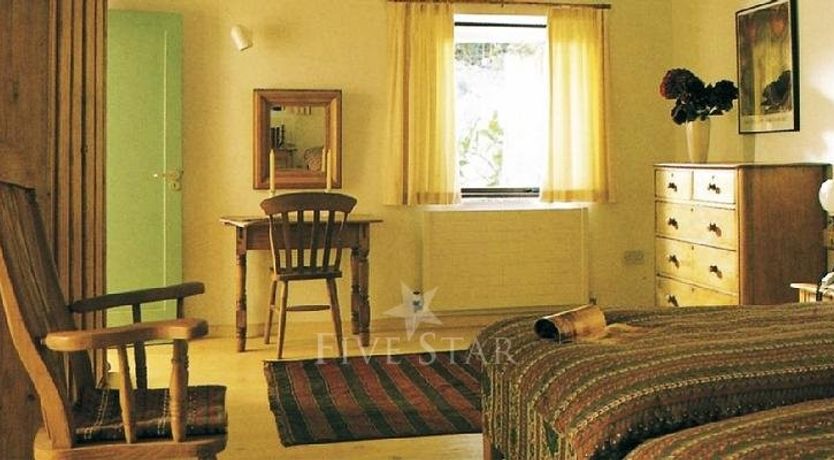 Photo of Linden House